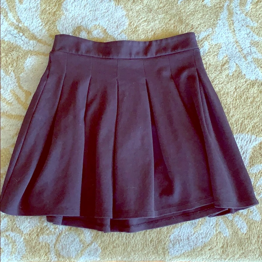 American Eagle Outfitters Black Pleated Skirt XS